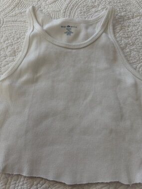 Brandy Melville White Ribbed Crop Tank